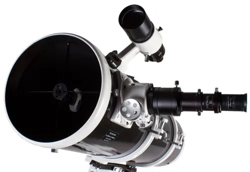 a képen:  Sky-Watcher BKP 2001EQ5 teleszkóp,  6