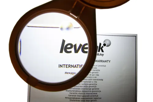 a fotón:  Levenhuk Zeno Desk D17 nagyító,  10