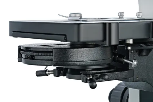 a fotón:  Levenhuk MED 45T trinokuláris mikroszkóp,  10