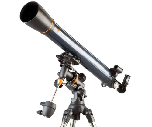 a képen:  Celestron AstroMaster 90 EQ teleszkóp,  3