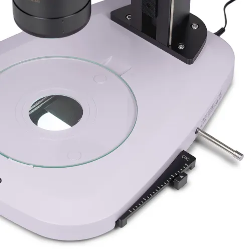 a fotón:  MAGUS Stereo A18T sztereomikroszkóp,  21