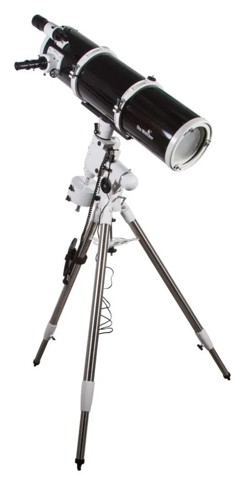 a fényképen:  Sky-Watcher BKP 2001HEQ5 SynScan GoTo teleszkóp,  17