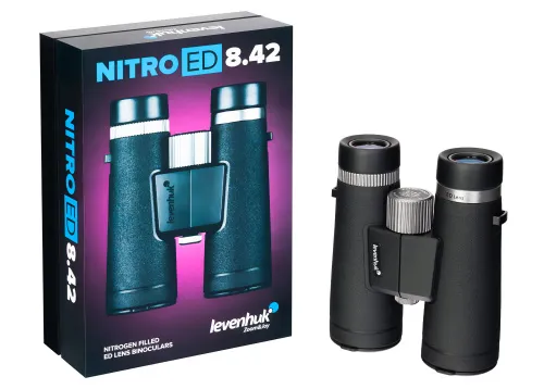 a fényképen:  Levenhuk Nitro ED 8x42 kétszemes távcső,  4