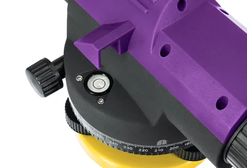 a fényképen:  Ermenrich PL40 optikai szintező,  8