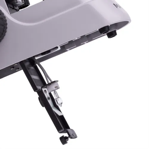 a képen:  MAGUS Bio 230B biológiai mikroszkóp,  4