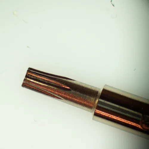 a képen:  MAGUS Stereo D7T PLUS digitális sztereomikroszkóp,  4