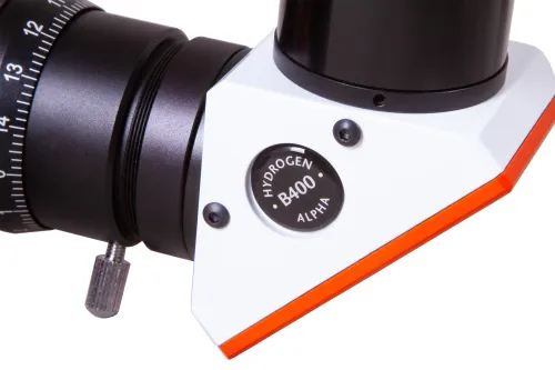 a fotón:  LUNT LS50THa/B400PT H-alfa naptávcső,  9