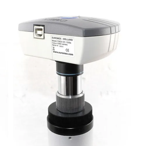 a képen:  CMEX USB 2.0 kamera 1,3 Mp (C-menetes + 0,35x adapter a csomagban),  2