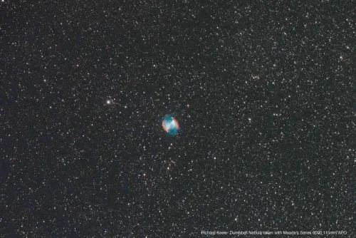 a fényképen:  Meade 6000 sorozatú 115 mm-es ED háromszoros APO refraktor OTA,  15