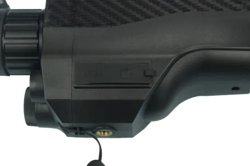 a fényképen:  Ermenrich NS1000 éjjellátó egyszemes távcső,  6