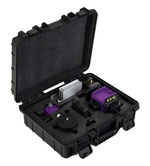 a fényképen:  Ermenrich PRO LN35 lézeres szintező,  3