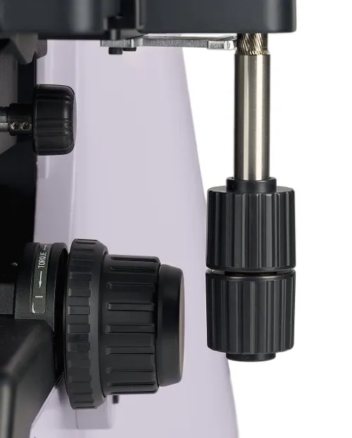 a fotón:  MAGUS Bio 290T biológiai mikroszkóp,  15