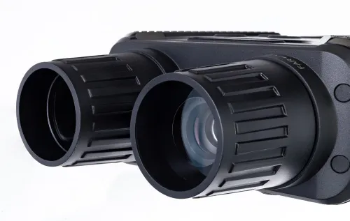 a fotón:  Levenhuk Halo 13X digitális éjjellátó kétszemes távcső,  7