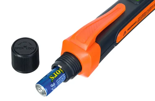 a fényképen:  Ermenrich Zing WT22 feszültségvizsgáló,  4