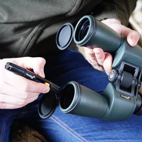 a képen:  Levenhuk LP10 tisztító toll,  8