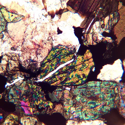 a képen:  MAGUS Pol 890 polarizáló mikroszkóp,  24