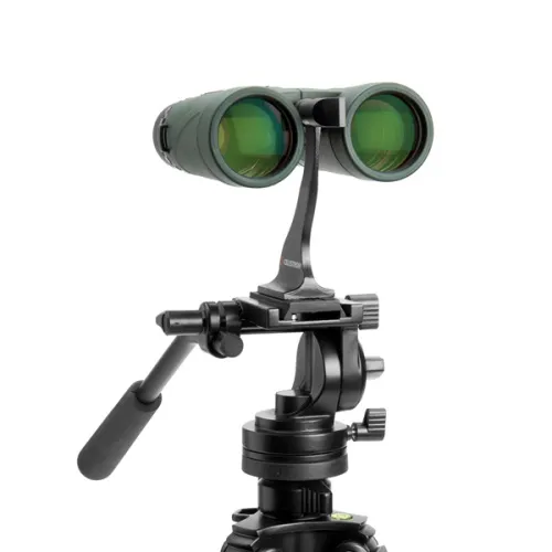 a fényképen:  Celestron Nature DX 8x42 kétszemes távcső,  5