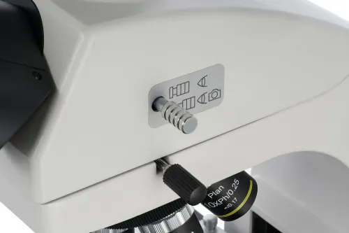 a fényképen:  Levenhuk MED D45T LCD digitális trinokuláris mikroszkóp,  8