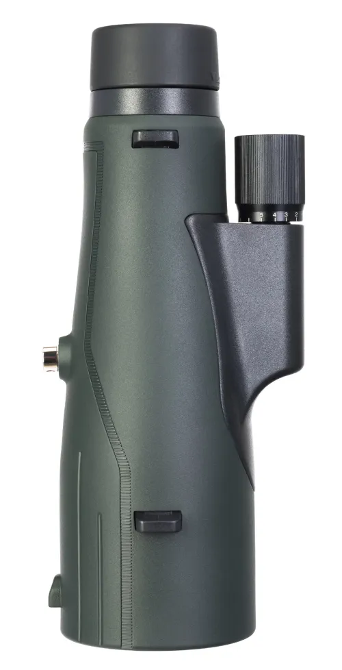 a fényképen:  Levenhuk Wise PLUS 10x56 egyszemes távcső irányzékkal,  7