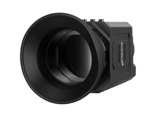 a fotón:  Levenhuk Atom Digital DNM70 éjjellátó egyszemes távcső,  7