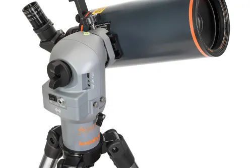 a fényképen:  Levenhuk Kelvin MAK90 AZ GOTO Wi-Fi fototeleszkóp,  9