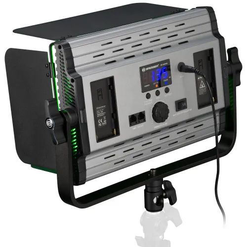 a fényképen:  Bresser BR-S60 RGB LED panel,  2