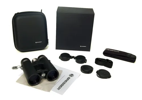 a fotón:  Bresser Everest 8x42 kétszemes távcső,  2