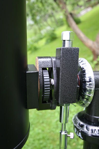 Comparative review of Levenhuk Skyline PRO telescopes: 80 MAK and 105 MAK - tube-to-mount attachment mechanism